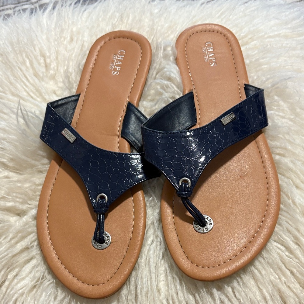 Chaps Women's Navy blue and Tan Sandals